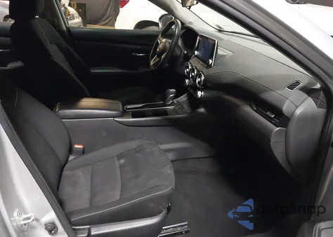 2022 Nissan Sentra Sv Xtronic Cvt z USA, uszkodzony, nr VIN 3N1AB8CV3NY249445